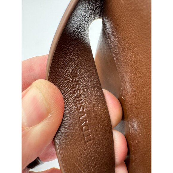 Burberry brown monogram-motif TB leather sandals - Picture 8 of 11